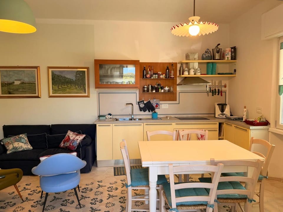 Corner Paradise House in Pietrasanta