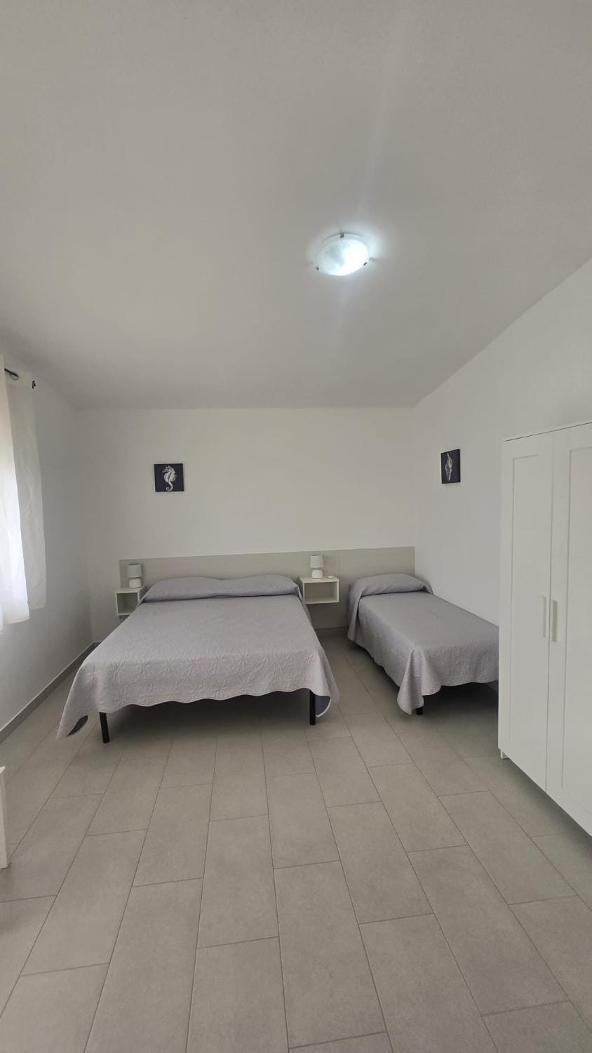 Bed, Bedroom, wardrobe