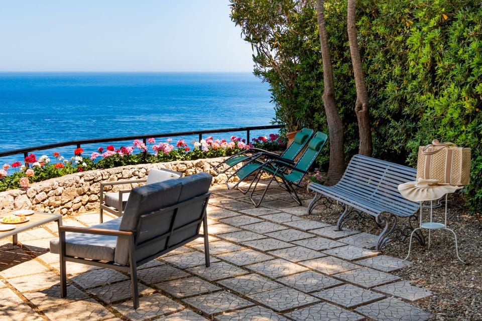 Patio, Day, Natural landscape, View (from property/room), Balcony/Terrace, Sea view