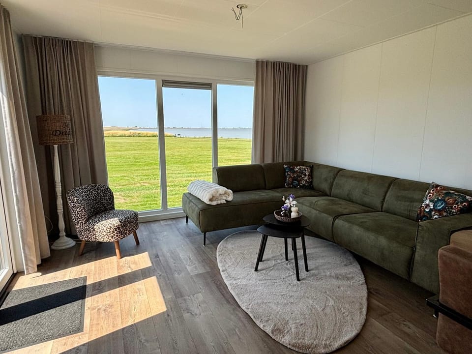 Chalet Wad'n Droom Campground/ 
RV Resort in North Holland (province)