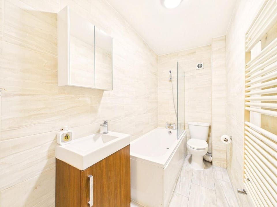 Shower, Bathroom, Bath