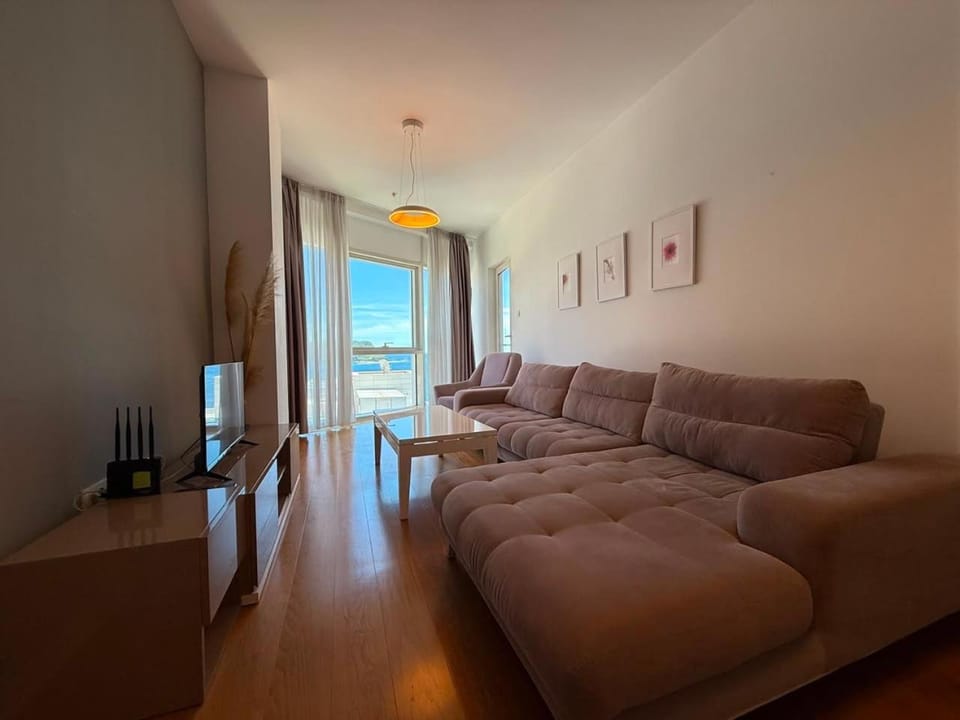 FAHO Trecanne Sea View Apartment Apartment in Budva