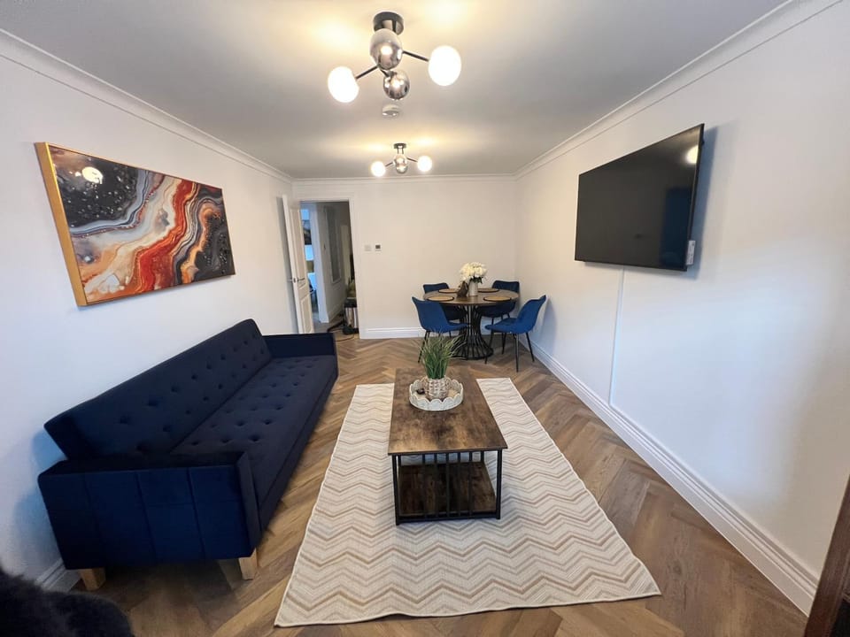 Stylish 2 Bed Apartment Central Bishop's Stortford Apartment in East Hertfordshire District