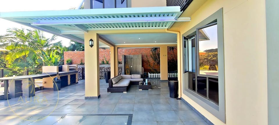 Eagles Nest 4-Bed Beach Home with Pool House in Dolphin Coast