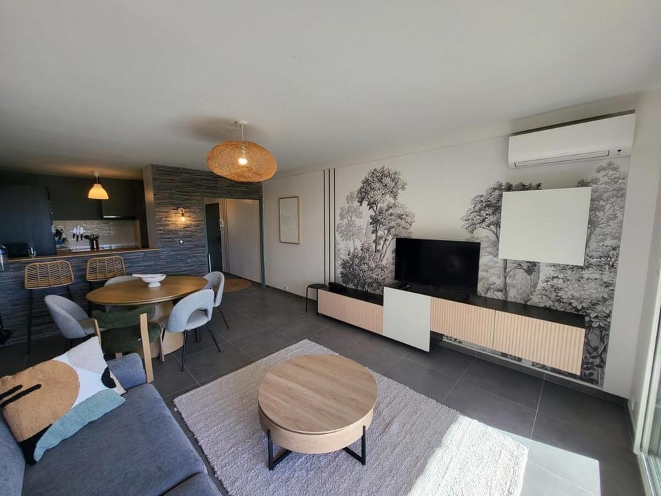 Living room, Seating area