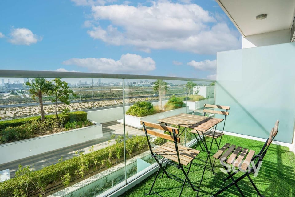 Resort Style Studio with Pool and Gym DAMAC Hills Apartment in Dubai