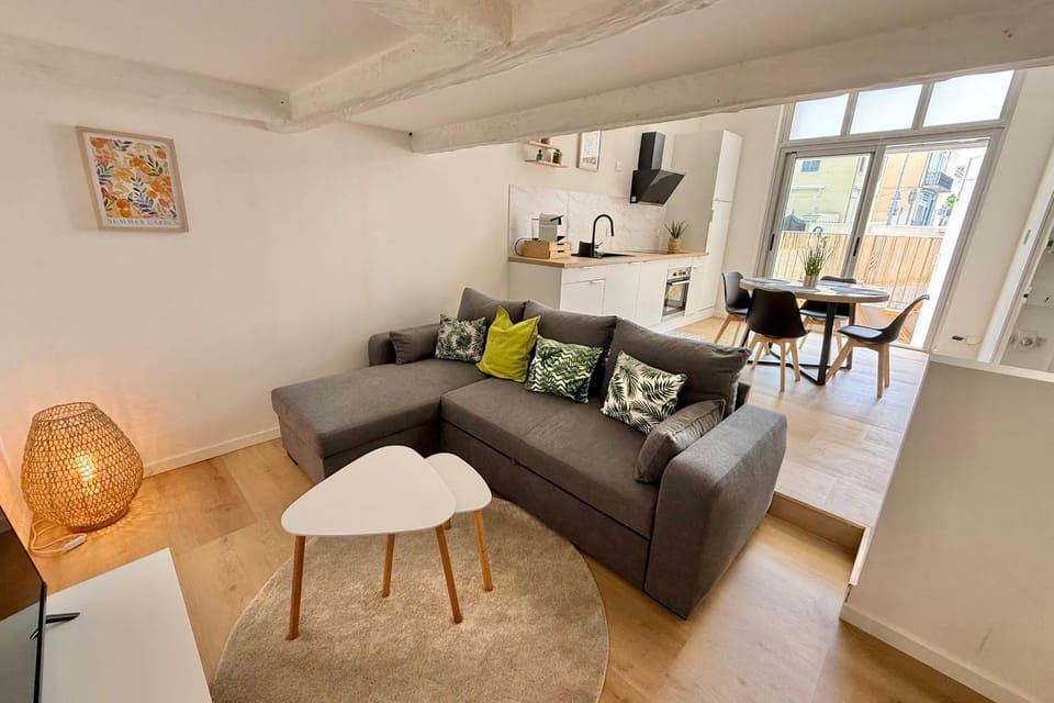 Golfe Juan 2 people - Duplex Studio Apartment in Antibes