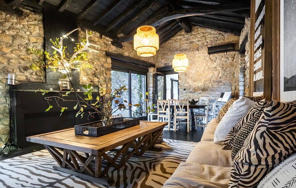 Property building, Living room