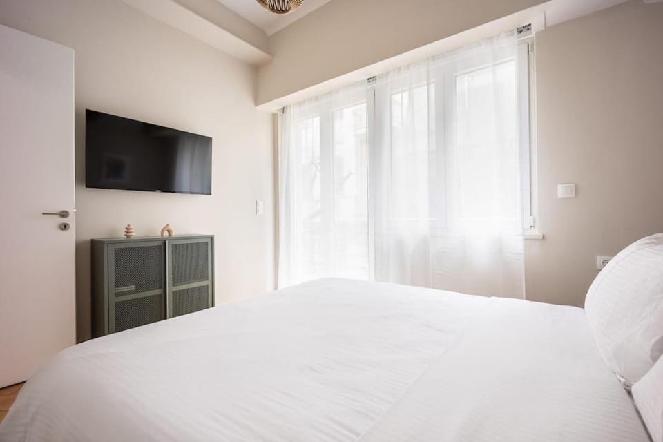 Kefi - Bright 2BR Athens Apartment Apartment in Athens