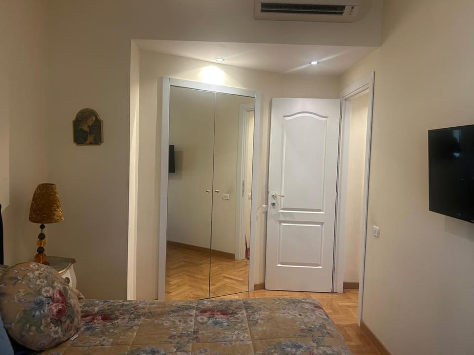 Casa Vacanze Dacia Apartment in Rome