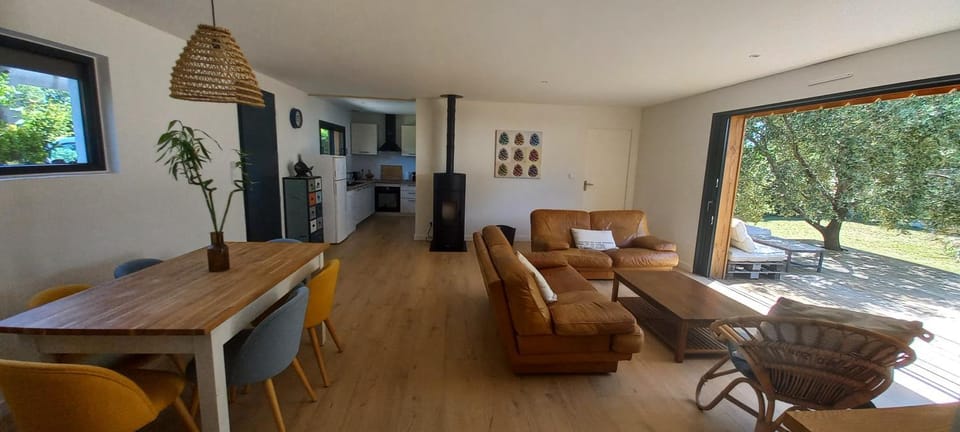 Jolie Maison du Bassin Villa in Arès