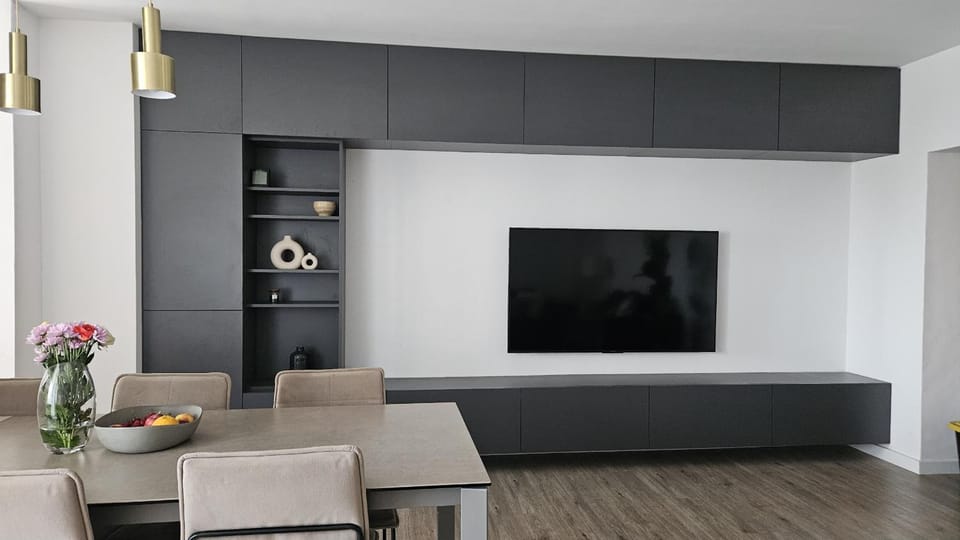 Communal lounge/ TV room, Living room