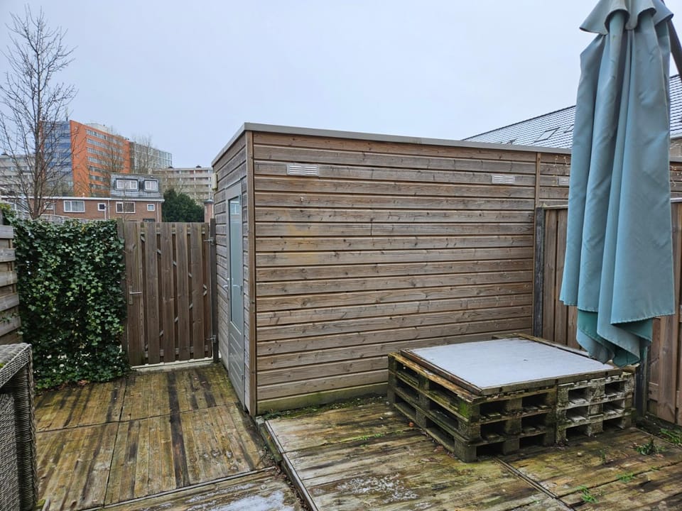 Property building, Garden