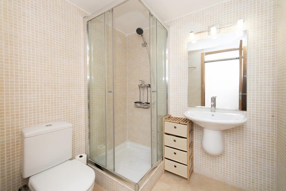 Shower, Bathroom