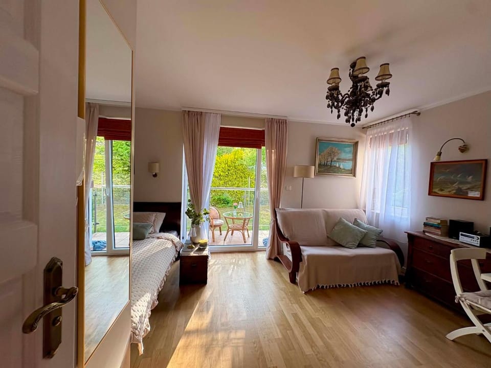 Apartament na strzeżonym osiedlu w wyjątkowych Dębkach Apartment in Pomeranian Voivodeship