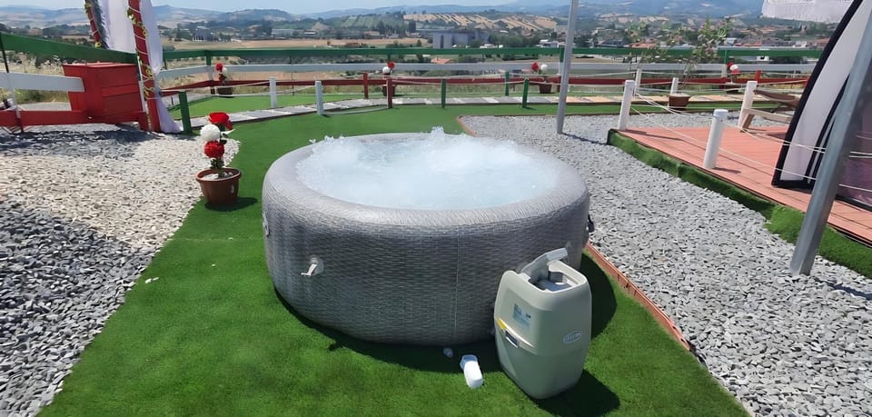 Hot Tub