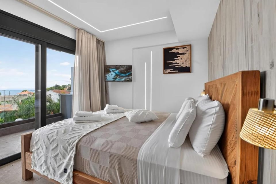 September15 Boutique Suites - Nikiana Apartment hotel in Peloponnese, Western Greece and the Ionian