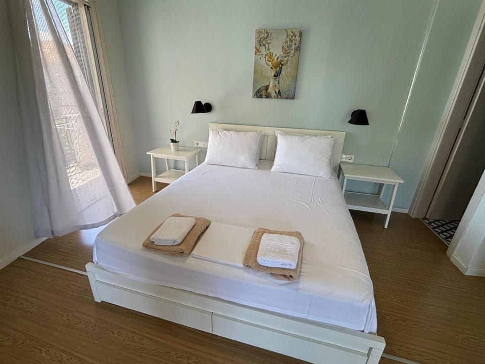 Breath of sea Studio Apartment Ligia Bay Apartment in Ligia
