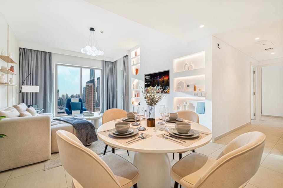 TV and multimedia, Living room, Dining area