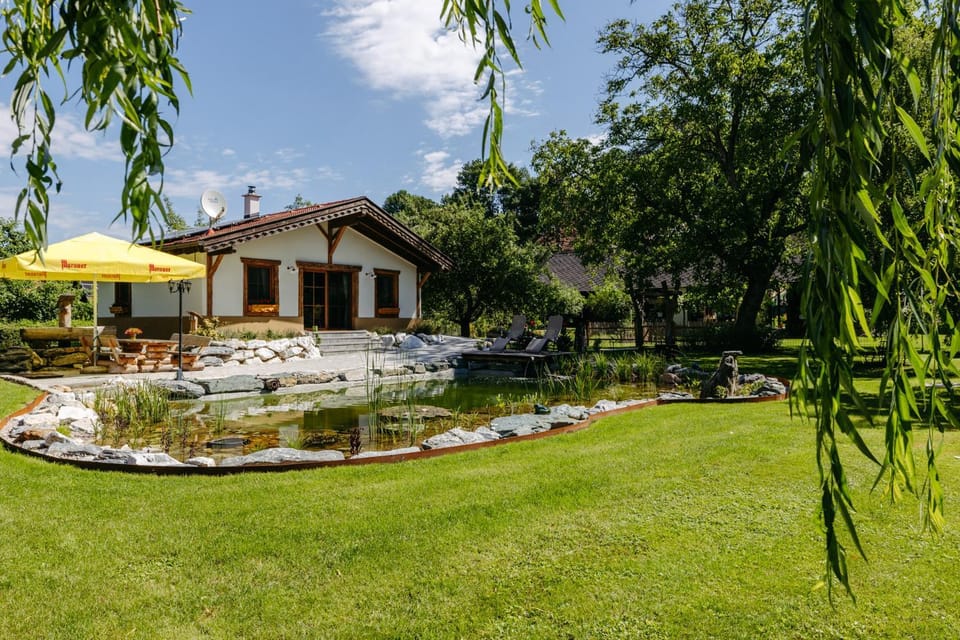 Property building, Garden, Garden view