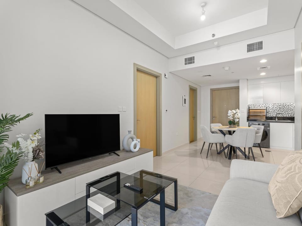 Urban Elegance 2BDR in Aykon City-Business Bay Apartment in Dubai