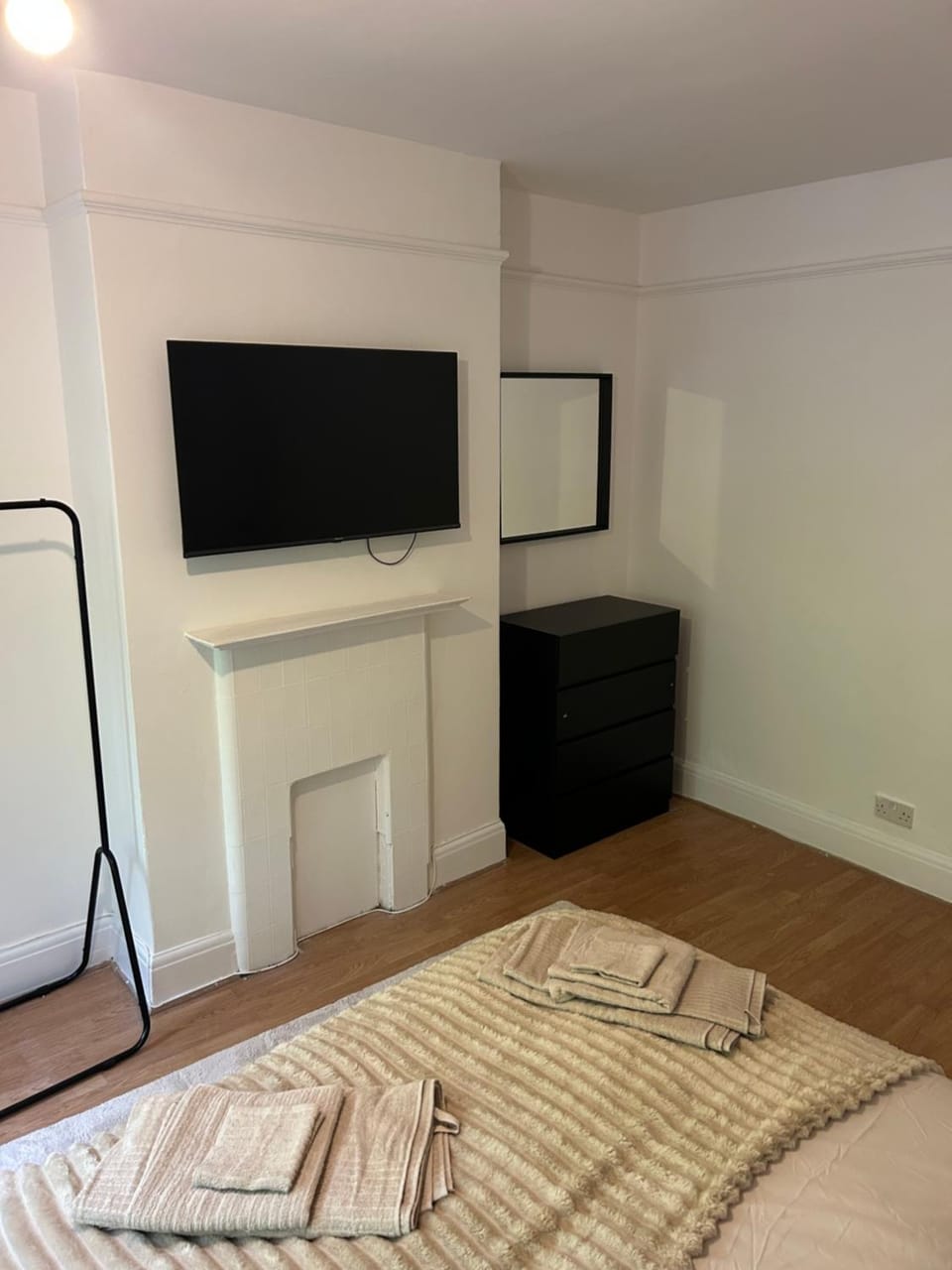 Newly Refurbished House Vacation rental in Croydon