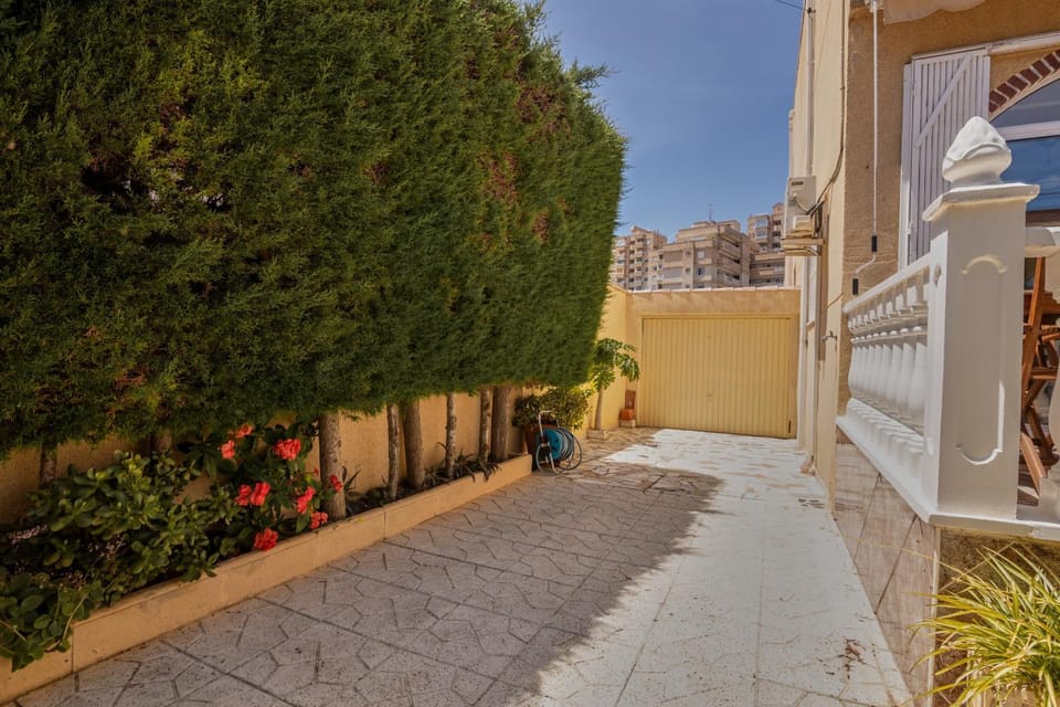 011 Rincon Mediterraneo - Alicante Holiday House in Torrevieja