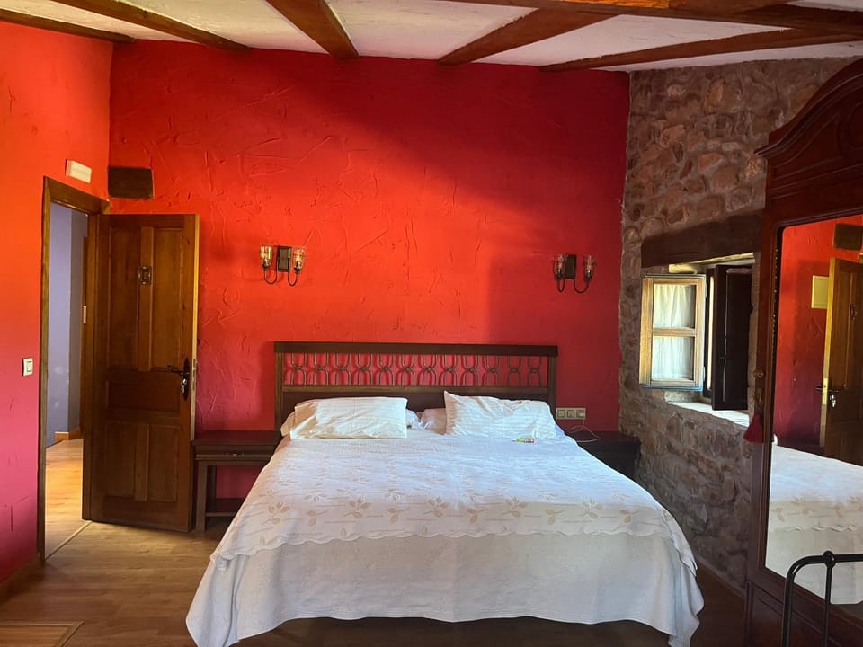 Posadaochohermanas Country House in Cantabria