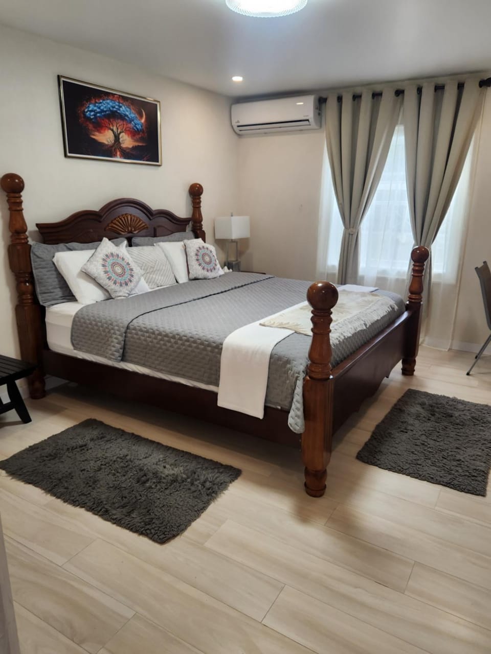 Jaden's Guest House Apartment in Saint James