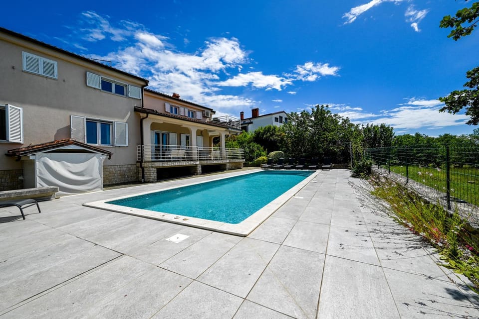 Property building, Pool view, Swimming pool