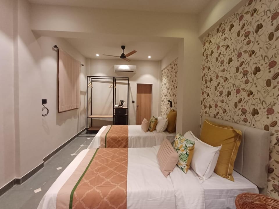 Bhagwati villa by Stayfolks retreats Bed and Breakfast in Maharashtra
