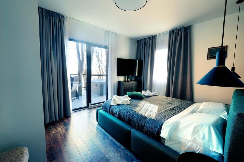 Hot Tub, TV and multimedia, Balcony/Terrace, Bedroom, internet, towels, air conditioner