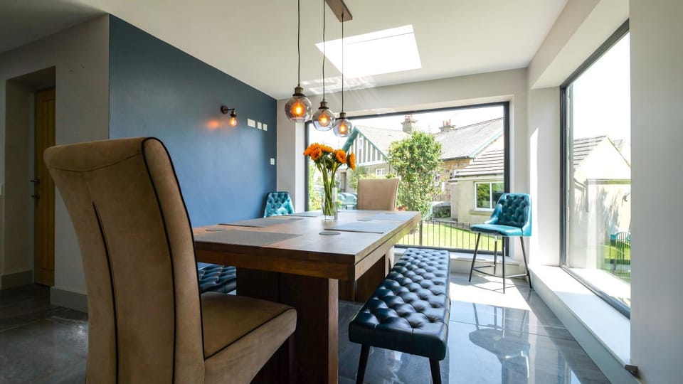 Firsbrook House - Sleeps 10 with Hot Tub House in England