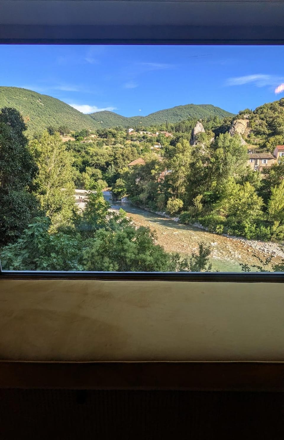 Studio avec vue imprenable Pont Roman de Nyons Apartment in Provence