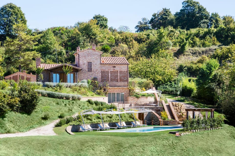 Borgo Giorgione Villa in Umbria