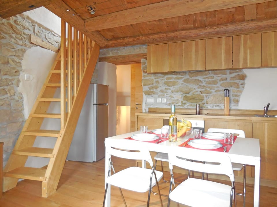 Kitchen or kitchenette, Living room, Dining area
