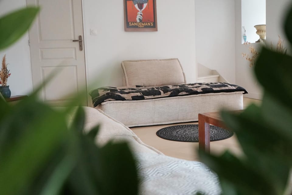 Communal lounge/ TV room, Living room, Seating area