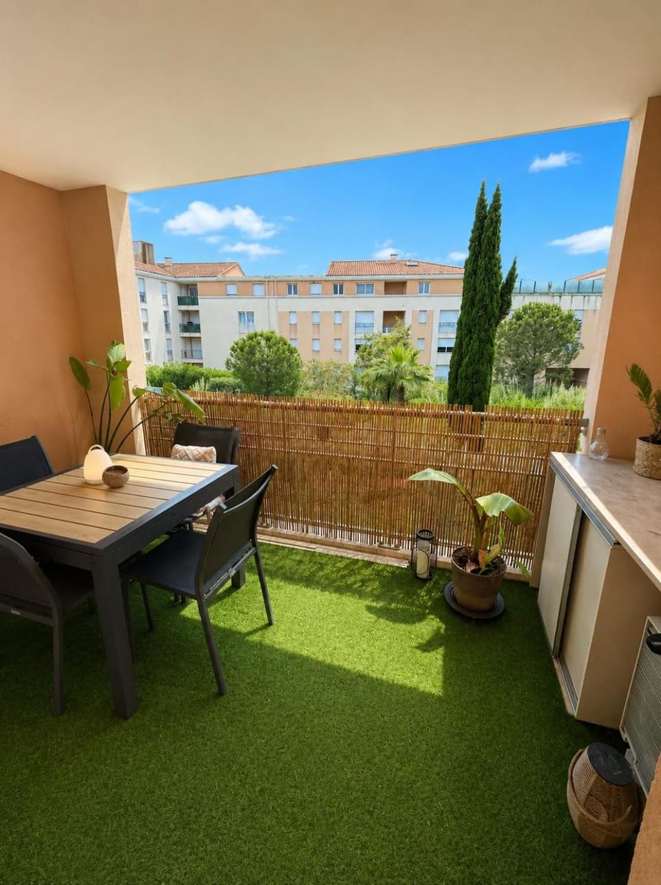 T3 avec terrasse à 10 min des plages Apartment in La Seyne-sur-Mer