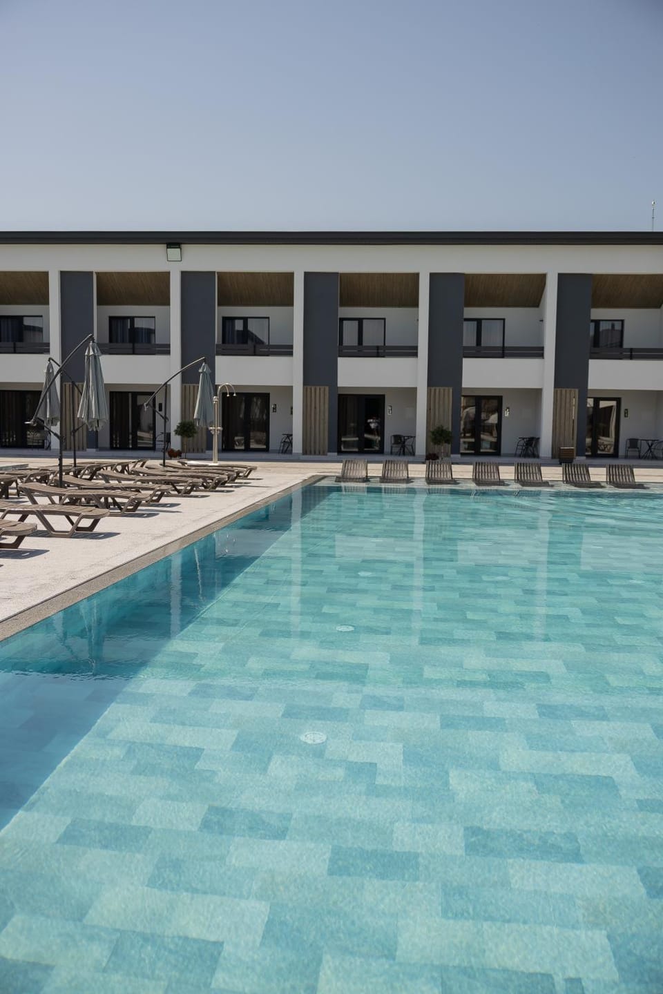 Day, Pool view, Swimming pool, Swimming pool, sunbed