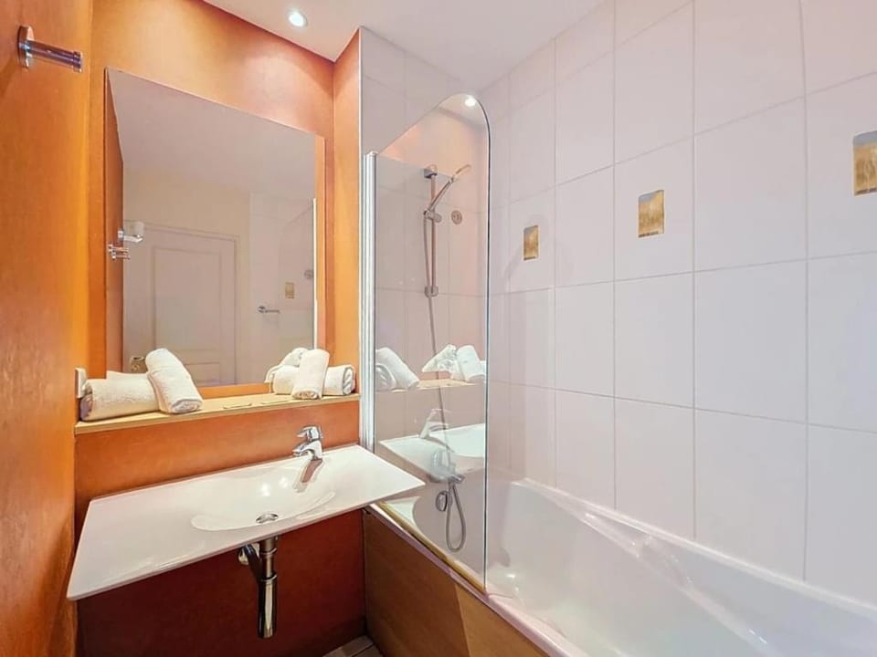 Appartement 3 étoiles - Piscine - ccbgeeg Apartment in Amboise