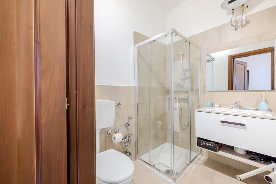 Olbia, Stanza Moderna, Bagno Privato, Wi-Fi, AC Bed and Breakfast in Olbia