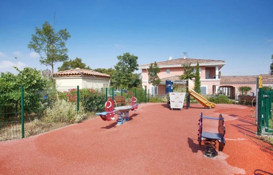 Appartement 3 étoiles - ccbgfbg Apartment in Cabriès