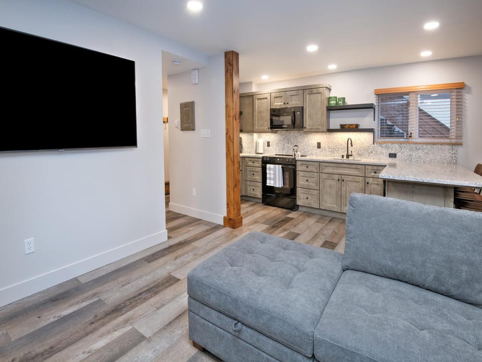 All Seasons C-2B Apartment in Vail