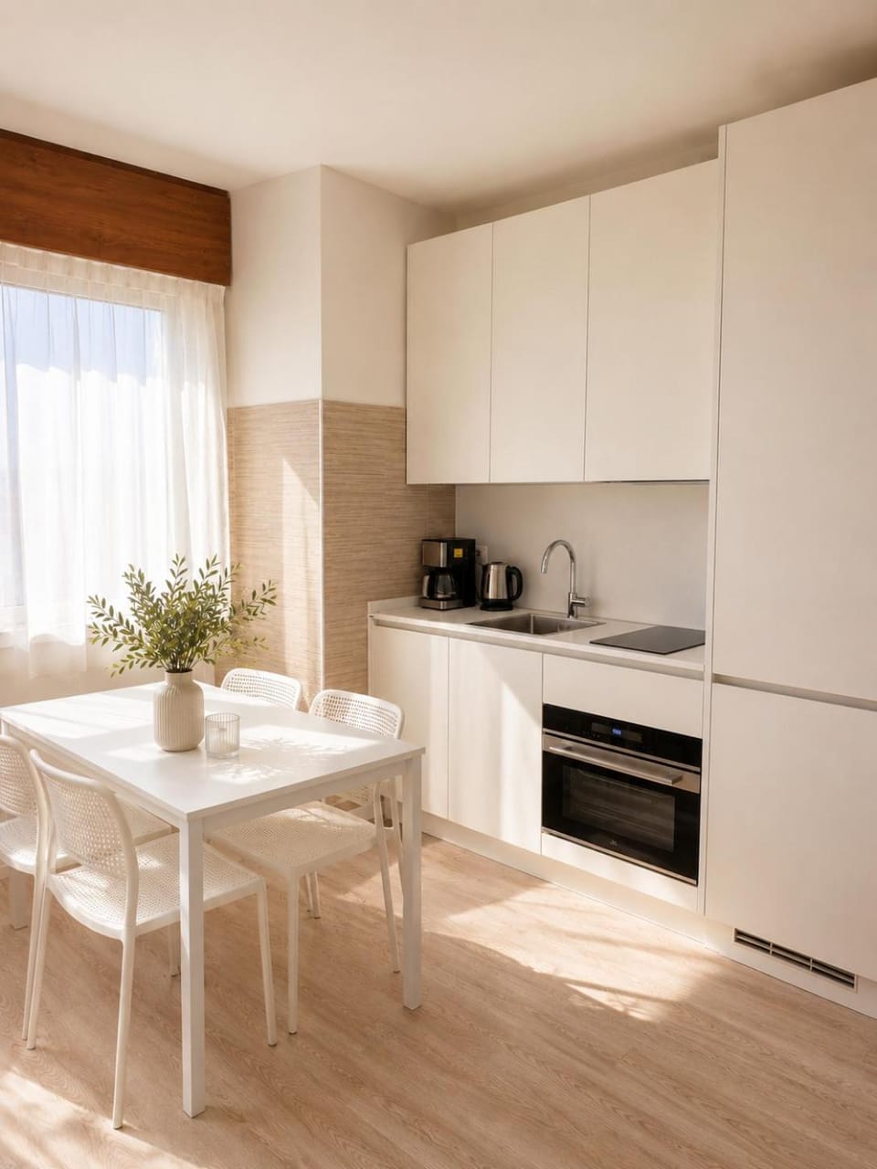 Coffee/tea facilities, minibar, pet friendly, stove