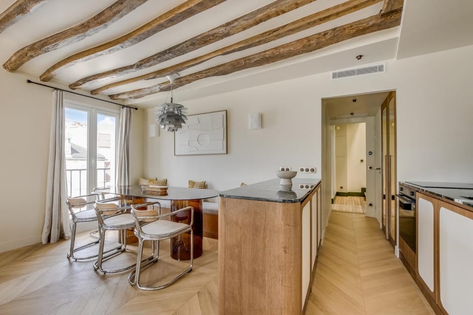 Kitchen or kitchenette, Living room, Dining area, stove, kitchen