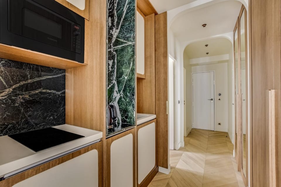 Kitchen or kitchenette, stove, kitchen