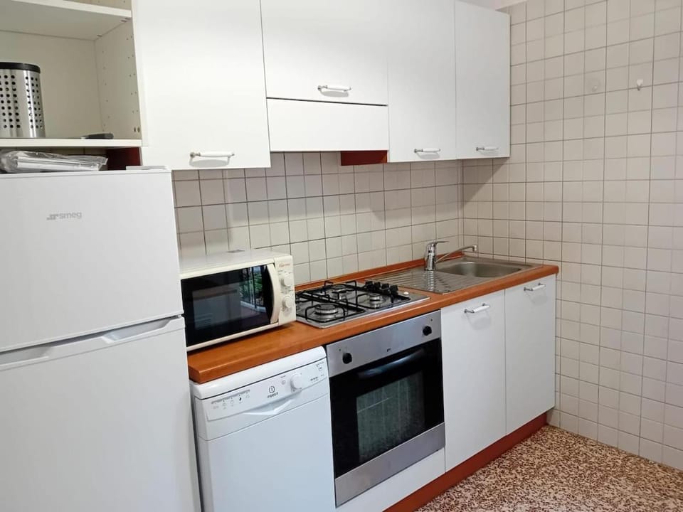 Zona Mecenate due passi da Arena Santa Giulia B Apartment in Milan
