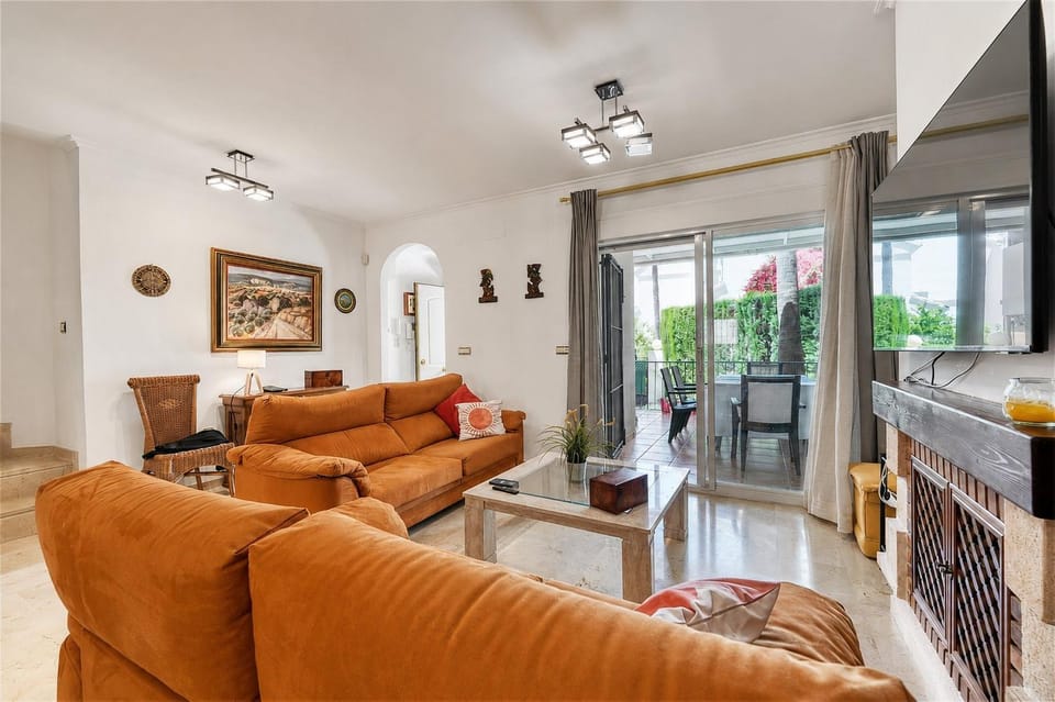Property building, Living room