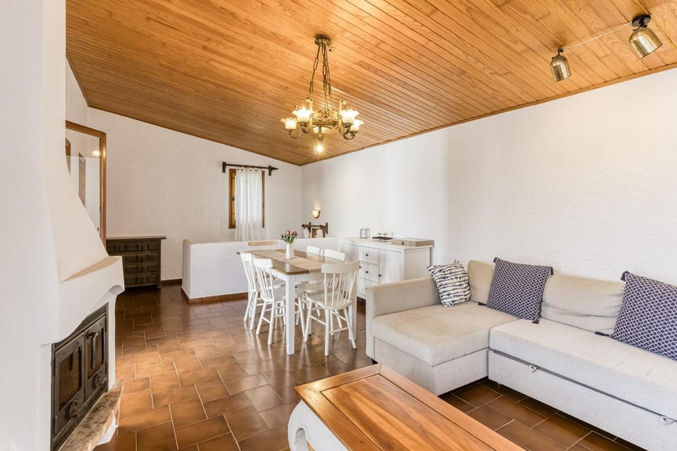 Casa Diana en Montgó House in L'Escala