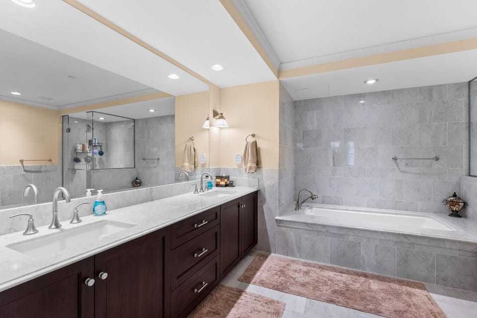 Residence 207 at The Grand Apartment in Diamond Beach